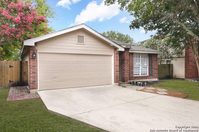 10510 Tiger Way San Antonio, TX 78251 photo 3