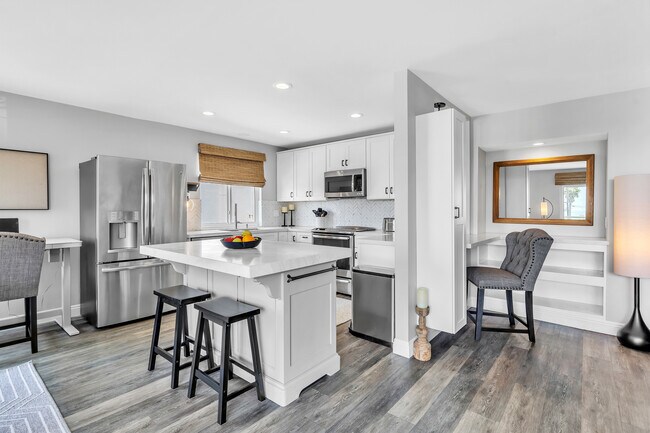 5366 La Jolla Blvd La Jolla, CA 92037 photo 5