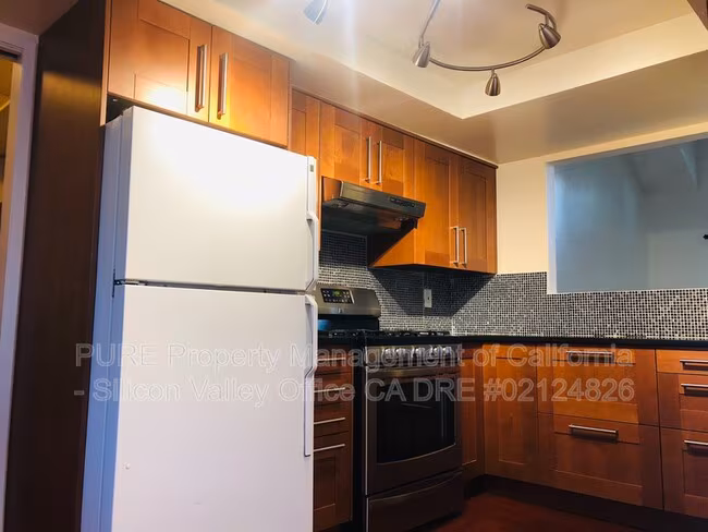 1479 De Rose Way San Jose, CA 95126 photo 4