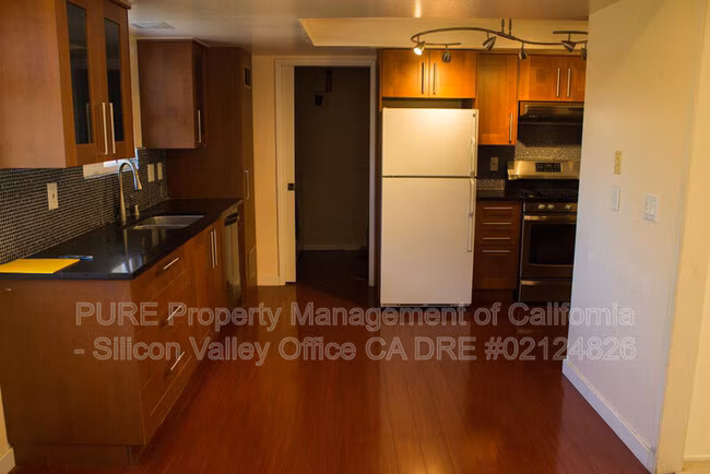 1479 De Rose Way San Jose, CA 95126 photo 5