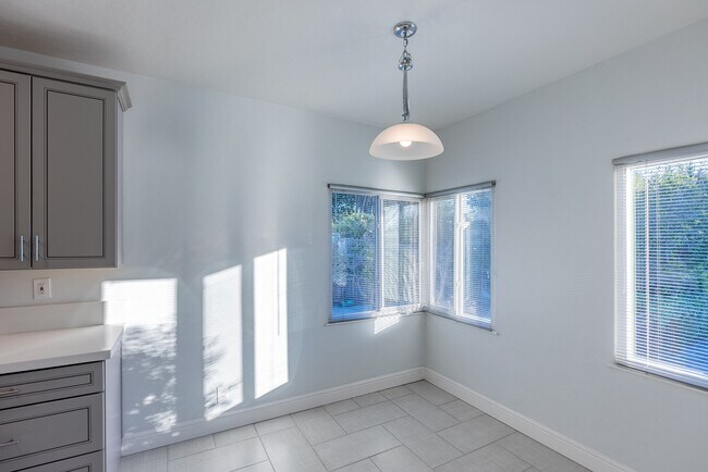 The Maxwell Apartments photo 3