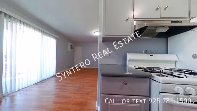 4819 Clayton Rd Concord, CA 94521 photo 3