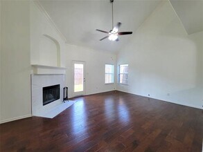 9320 Woodhurst Drive, Mckinney, TX 75072 photo 4
