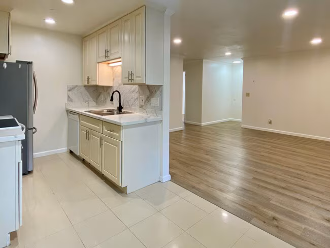 936 Kiely Blvd Santa Clara, CA 95051 photo 3