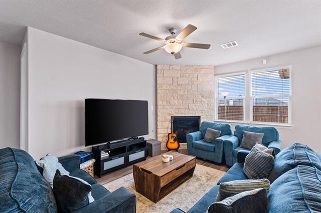 2517 Amistad Ln Corinth, TX 76210 photo 5
