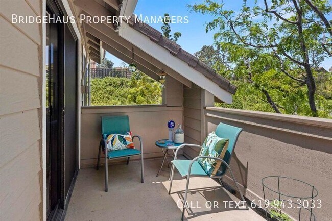 1095 Shadowridge Dr Vista, CA 92081 photo 5
