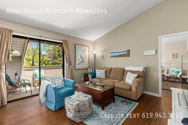 1095 Shadowridge Dr Vista, CA 92081 photo 4