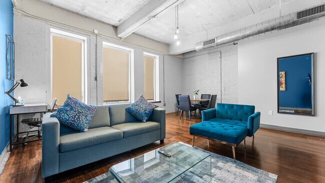 500 S Ervay St Dallas, TX 75201 photo 2