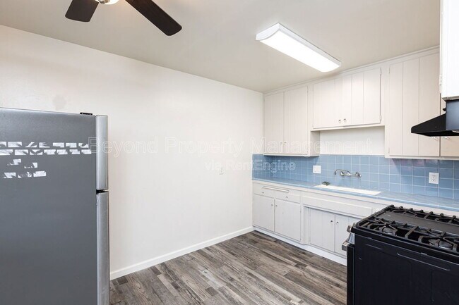 6206 Mission Gorge Rd San Diego, CA 92120 photo 5