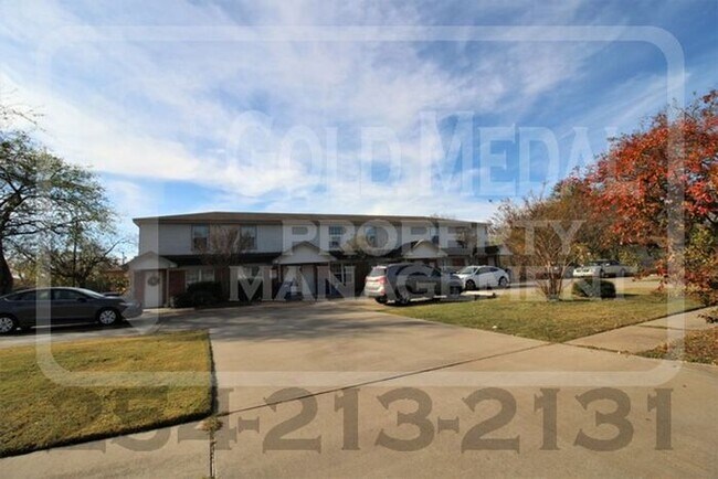 401 W Ave E Copperas Cove, TX 76522 photo 2