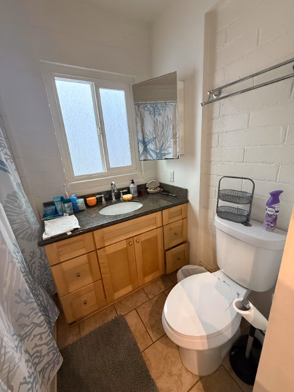 931 Grand Ave San Diego, CA 92109 photo 3