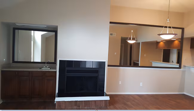 Plano Park Townhomes photo 4