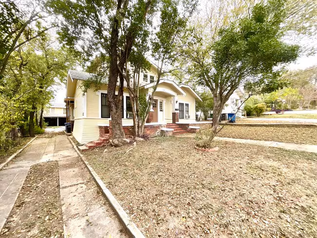 810 W Magnolia Ave San Antonio, TX 78212 photo 3