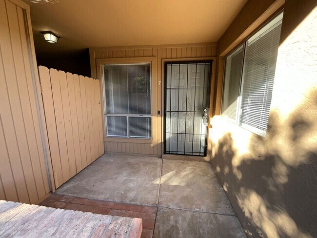 20235 N 3rd Dr Phoenix, AZ 85027 photo 4