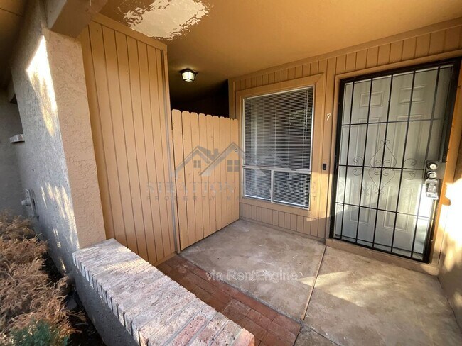 20235 N 3rd Dr Phoenix, AZ 85027 photo 5