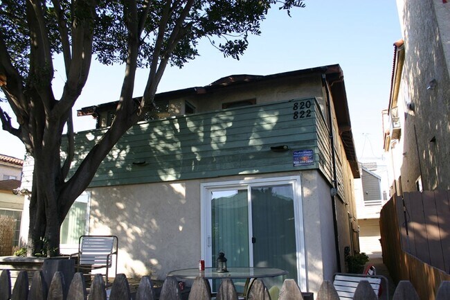 820 Island Ct photo 4