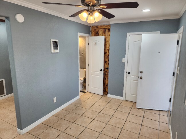 717 S Pine St Escondido, CA 92025 photo 3