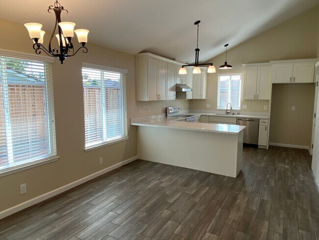 44 Southcreek Court, San Jose, CA 95138 photo 5