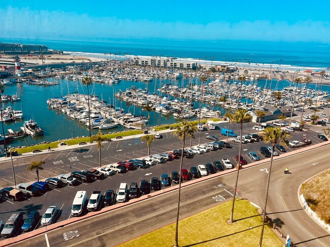 1200 N Harbor Dr Oceanside, CA 92054 photo 2