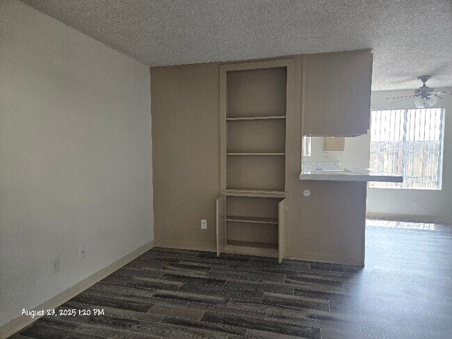 991 N Mollison Ave El Cajon, CA 92021 photo 4