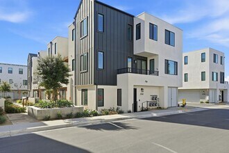 2361 Acara Cir San Diego, CA 92154 photo 4