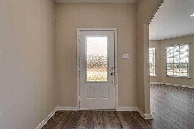 1901 Dahlia Way, Princeton, TX 75407 photo 2