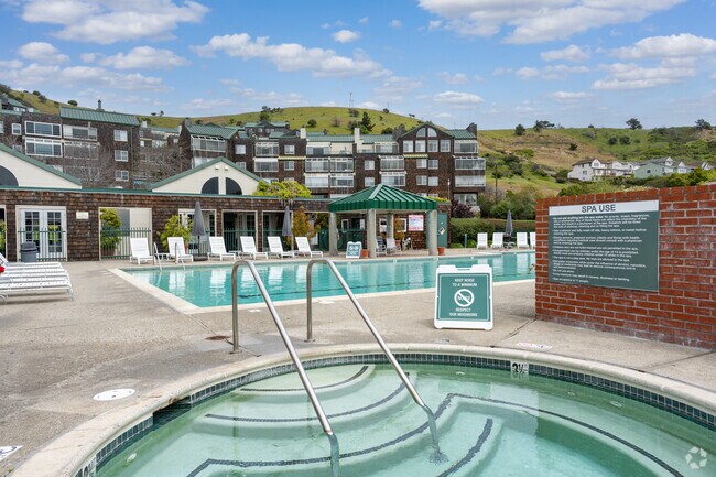 Brickyard Landing photo 3