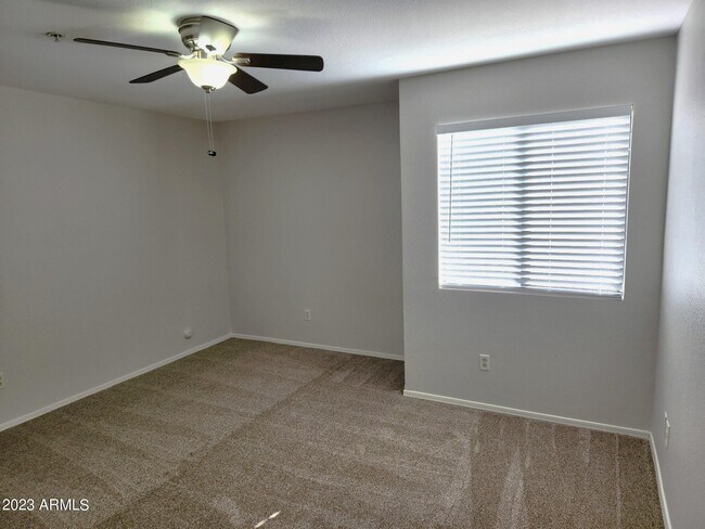 16033 N 25th St Phoenix, AZ 85032 photo 5