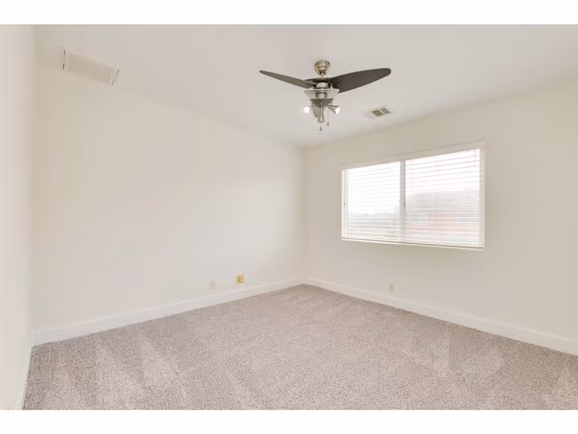 1101 Grove Blvd Austin, TX 78741 photo 4