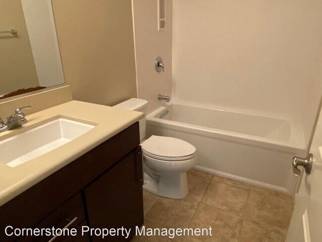 Beautiful KB Homes 3 Bedroom 3 Bath Townhouse in Milpitas photo 5