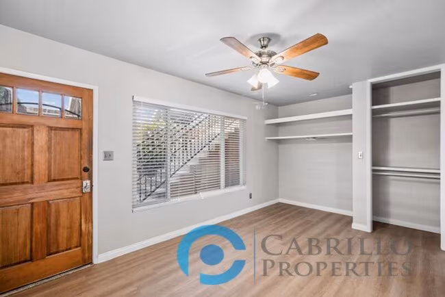2110 Bacon St San Diego, CA 92107 photo 2