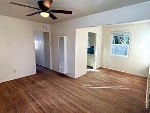 5038-5040 Voltaire St San Diego, CA 92107 photo 2