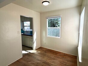 5038-5040 Voltaire St San Diego, CA 92107 photo 5