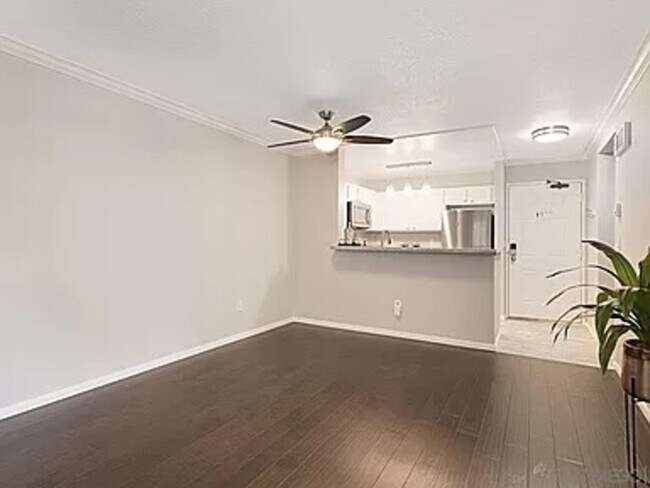 3440 Lebon Dr San Diego, CA 92122 photo 5