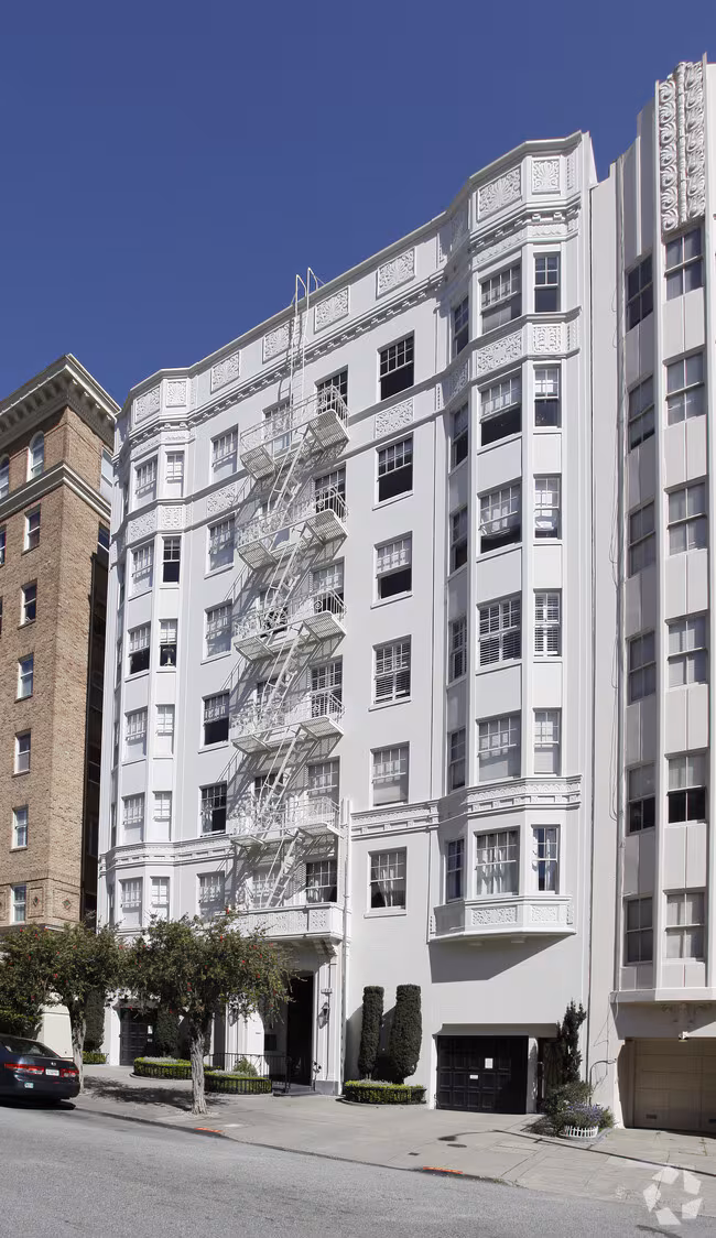 1880 Pacific Avenue, San Francisco, CA 94109 photo 2