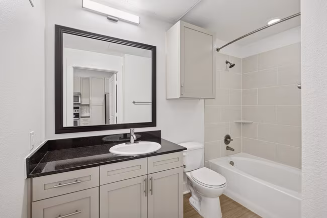 4110 Fairmount photo 3