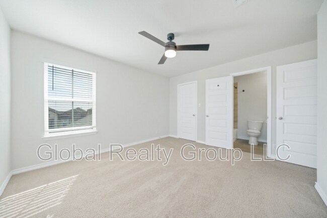 648 Amber Creek Cibolo, TX 78108 photo 4