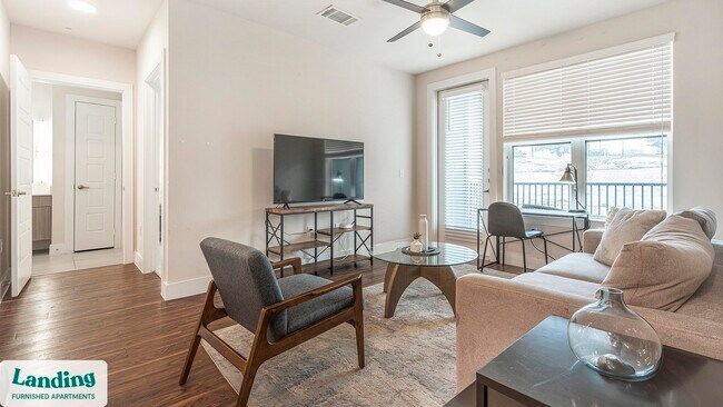 15950 Chase Hill Blvd San Antonio, TX 78256 photo 4