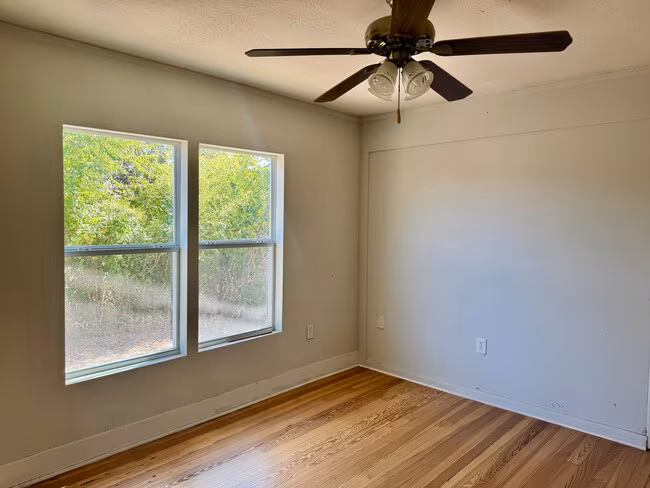 108 Robert E Lee San Antonio, TX 78214 photo 5