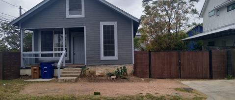 2410 E 12th St Austin, TX 78702 photo 5