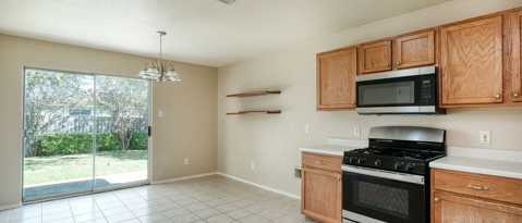 124 Hunter Rex Way Kyle, TX 78640 photo 4