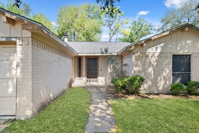 13923 Ludgate Pass, Houston, TX 77034 photo 3