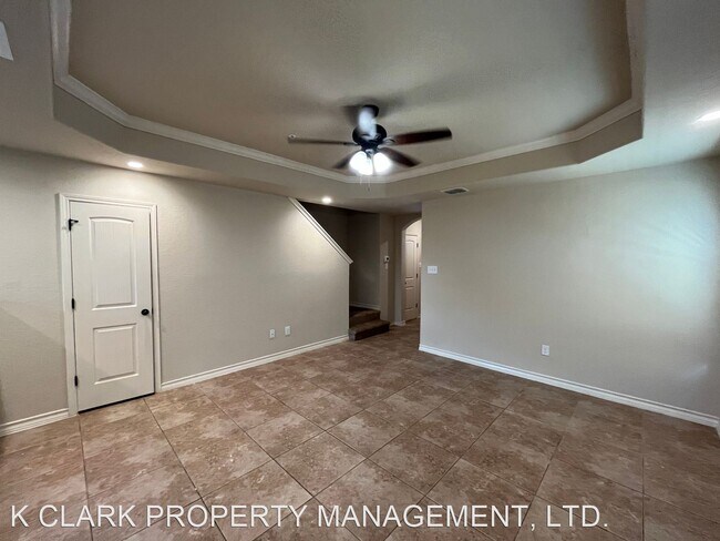 13903 ANNA'S Way San Antonio, TX 78233 photo 3