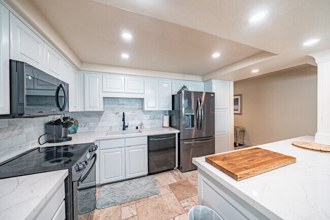 714 Seacoast Drive, Imperial Beach, CA 91932 photo 5