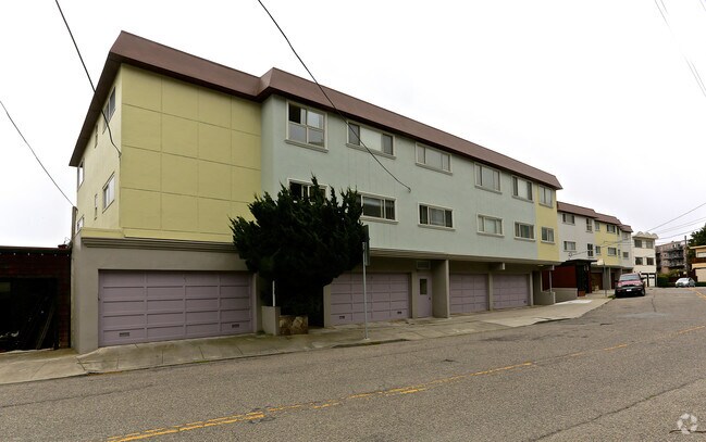 455-57 Burnett photo 3