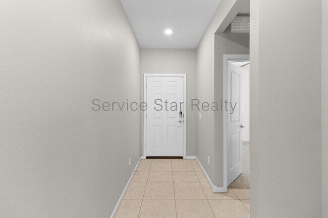 13262 N 143rd Ave Surprise, AZ 85379 photo 4