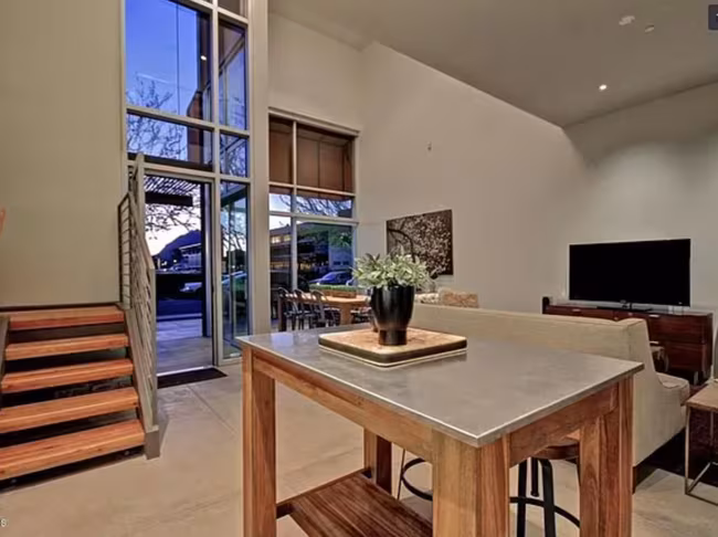 4747 N Scottsdale Rd Scottsdale, AZ 85251 photo 3