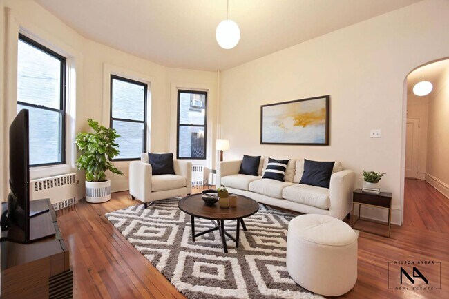 886 Union St Brooklyn, NY 11215 photo 4