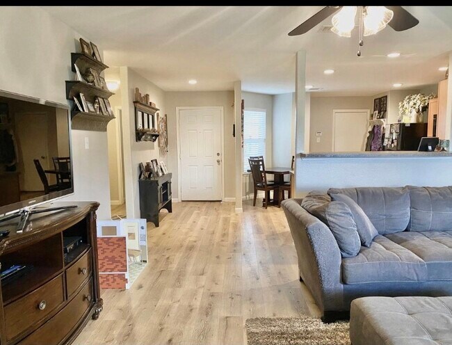 118 Feverbush Dr Rockwall, TX 75087 photo 3
