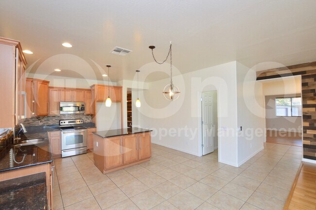 5206 West Redbird Road, Phoenix, AZ 85083 photo 5